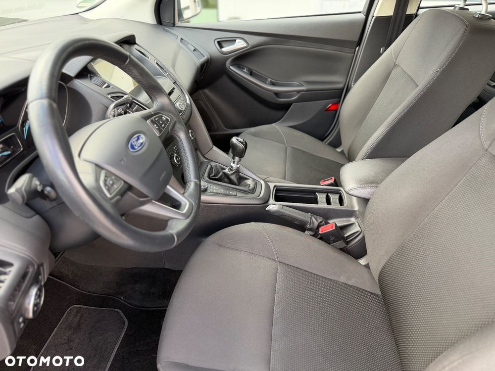 Ford Focus 1.0 EcoBoost Titanium Business - 21