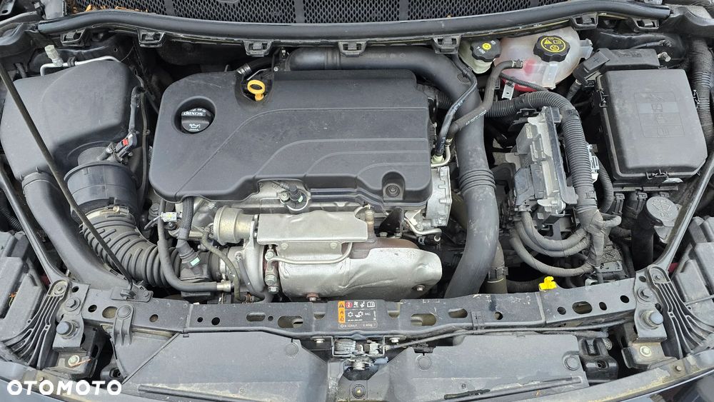 Opel Astra 1.4 Turbo Start/Stop Innovation - 28
