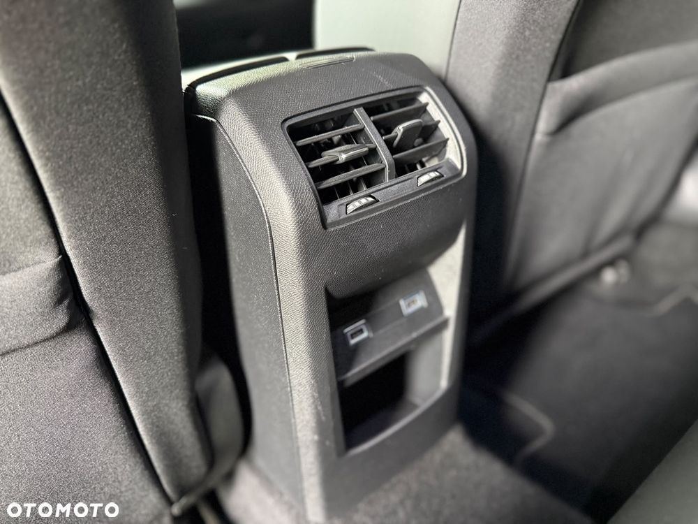 Peugeot 308 1.5 BlueHDi Allure S&S EAT8 - 16