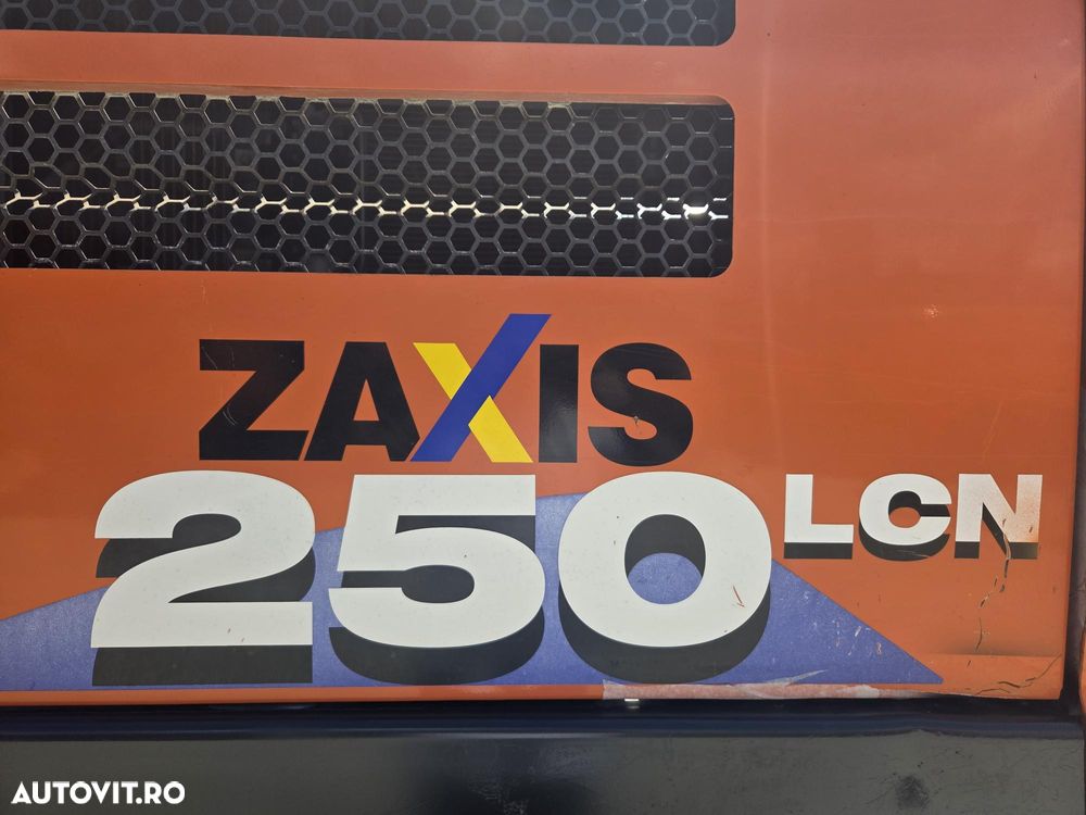 Hitachi ZX250LCN-6, 2019, 5.737h, CUPLA RAPIDA, cupa 1,55mc, inst picon, inst rotire, camera spate si laterale, latime 2,99m, ad sapare 7m, 3 pompe hidr HITACHI, consum 11,8l/h, lant 80% ok, ridica 16t, posibil leasing 3 ani-PROMOTIE 89.900 EUR+Tva - 16