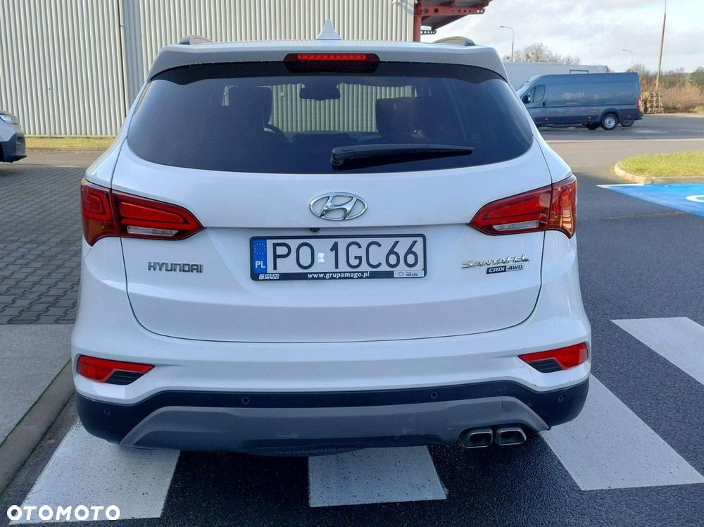 Hyundai Santa Fe - 4