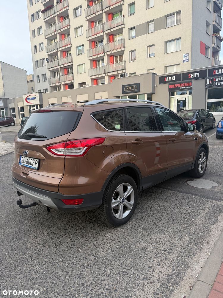 Ford Kuga 2.0 TDCi 4x4 Titanium - 2
