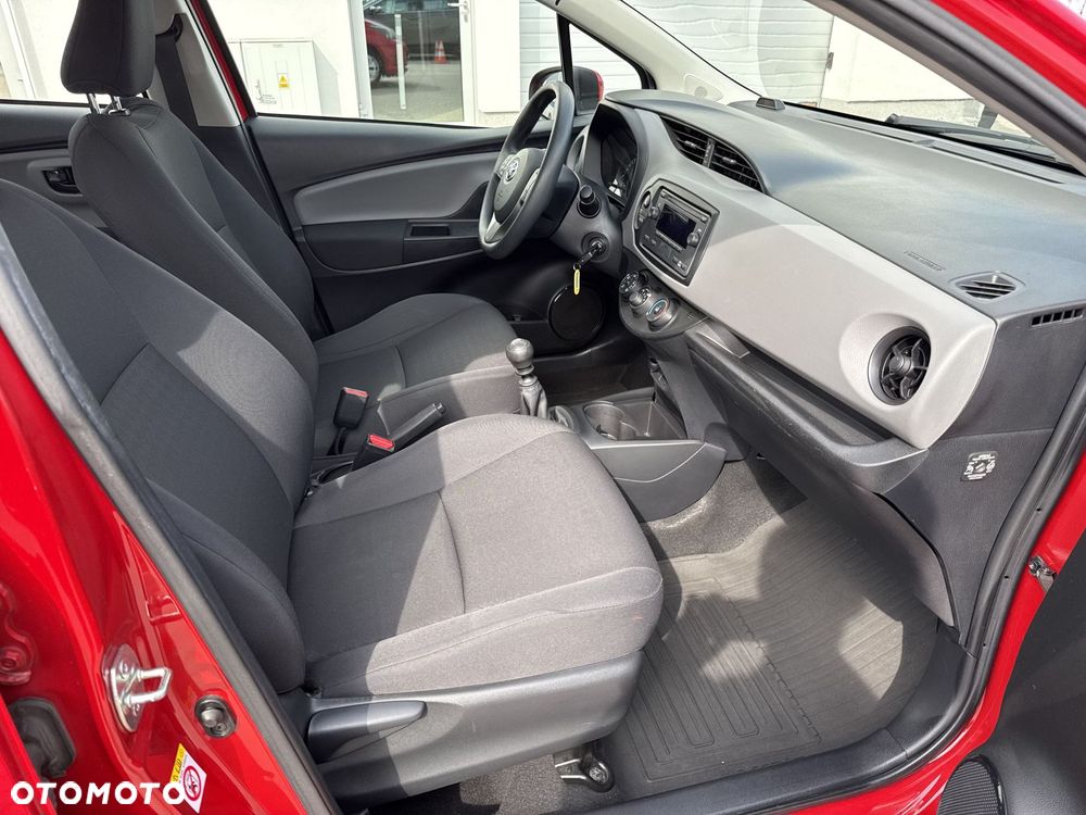 Toyota Yaris - 8