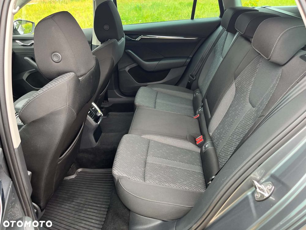 Skoda Octavia 1.5 TSI ACT Ambition - 19
