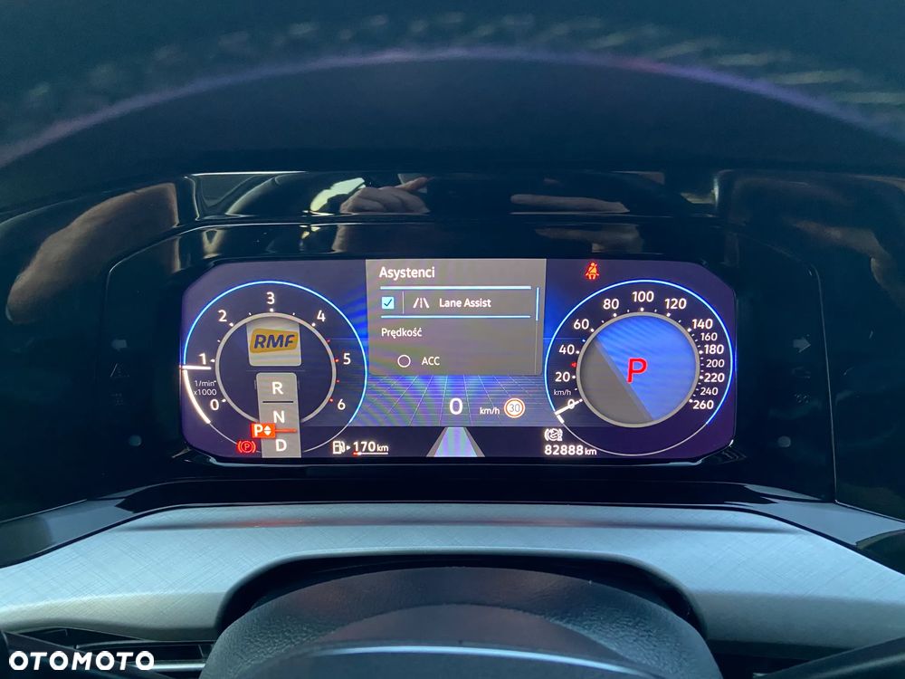 Volkswagen Golf 2.0 TDI SCR DSG Life - 22