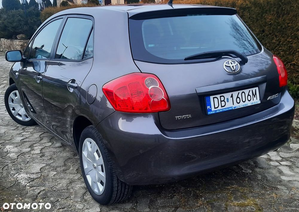 Toyota Auris 1.4 VVT-i Sol - 4