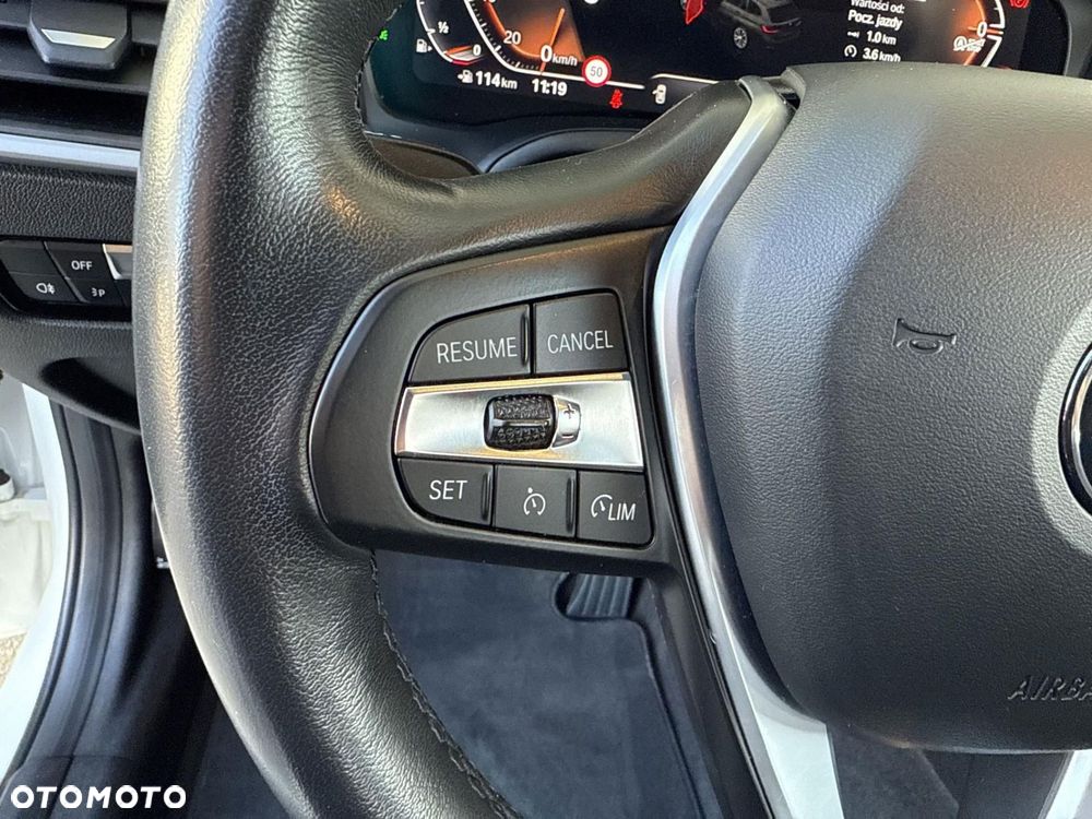 BMW Seria 3 318i Advantage - 24