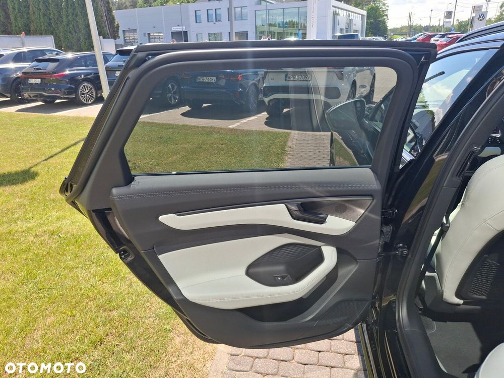 Audi A6 Avant - 20