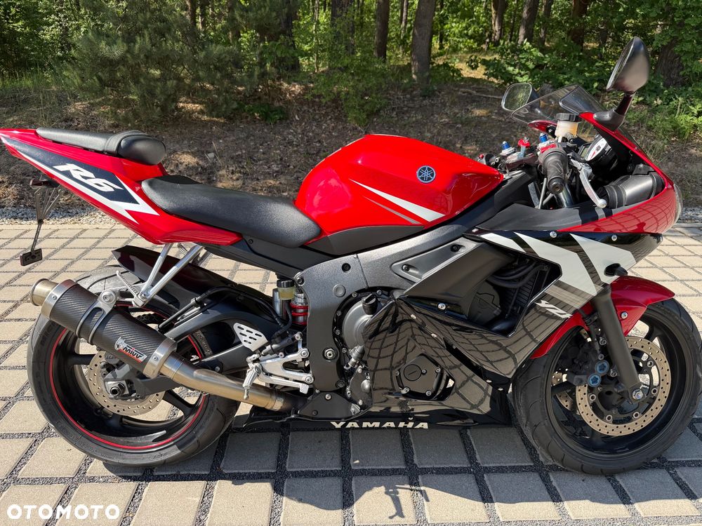 Yamaha R6 - 4