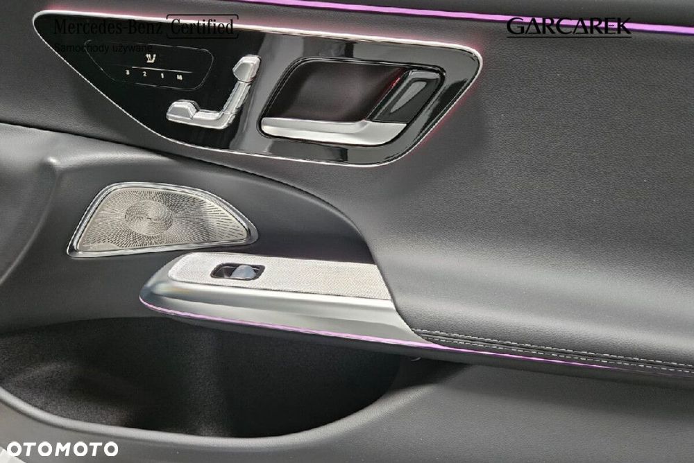 Mercedes-Benz Klasa E - 26