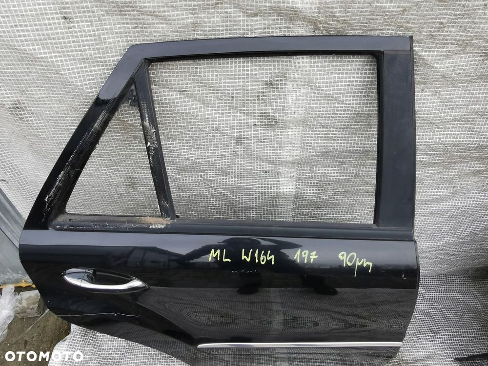 MERCEDES ML W164 05-11 DRZWI TYLNE PRAWE TYŁ KOD 197 CZARNE - 12