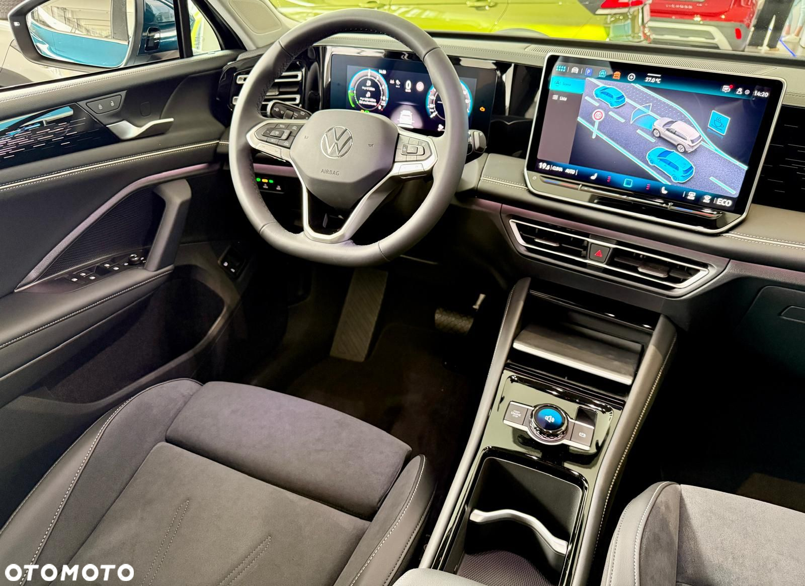 Volkswagen Tiguan - 8