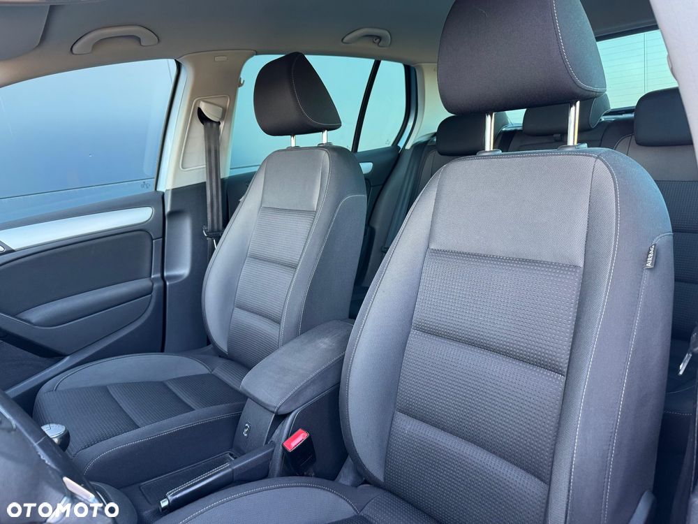 Volkswagen Golf 1.2 TSI Team - 13