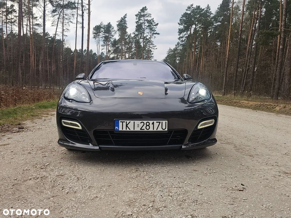 Porsche Panamera Turbo S - 25
