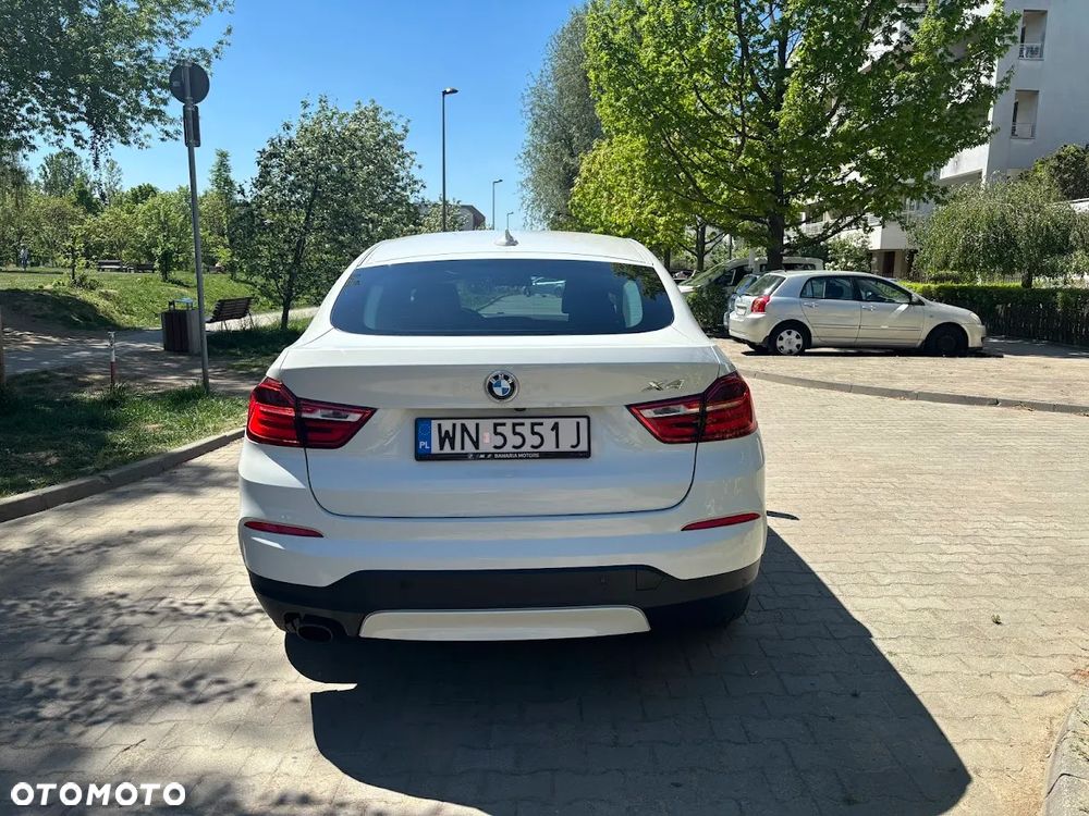 BMW X4 xDrive20i - 4