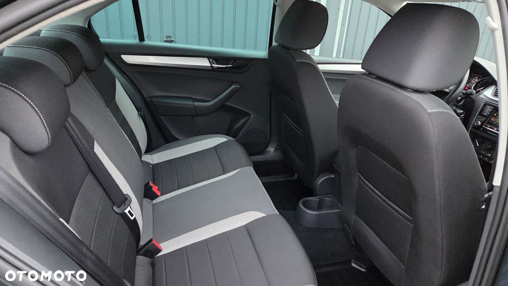 Skoda RAPID 1.0 TSI Ambition - 4