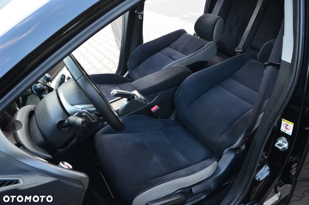Honda Civic 1.8 Executive - 37