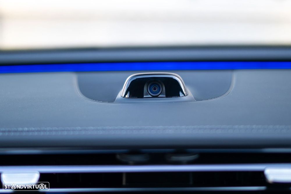 Mercedes-Benz E 300 e Station - 39