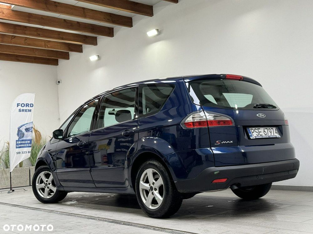 Ford S-Max - 16