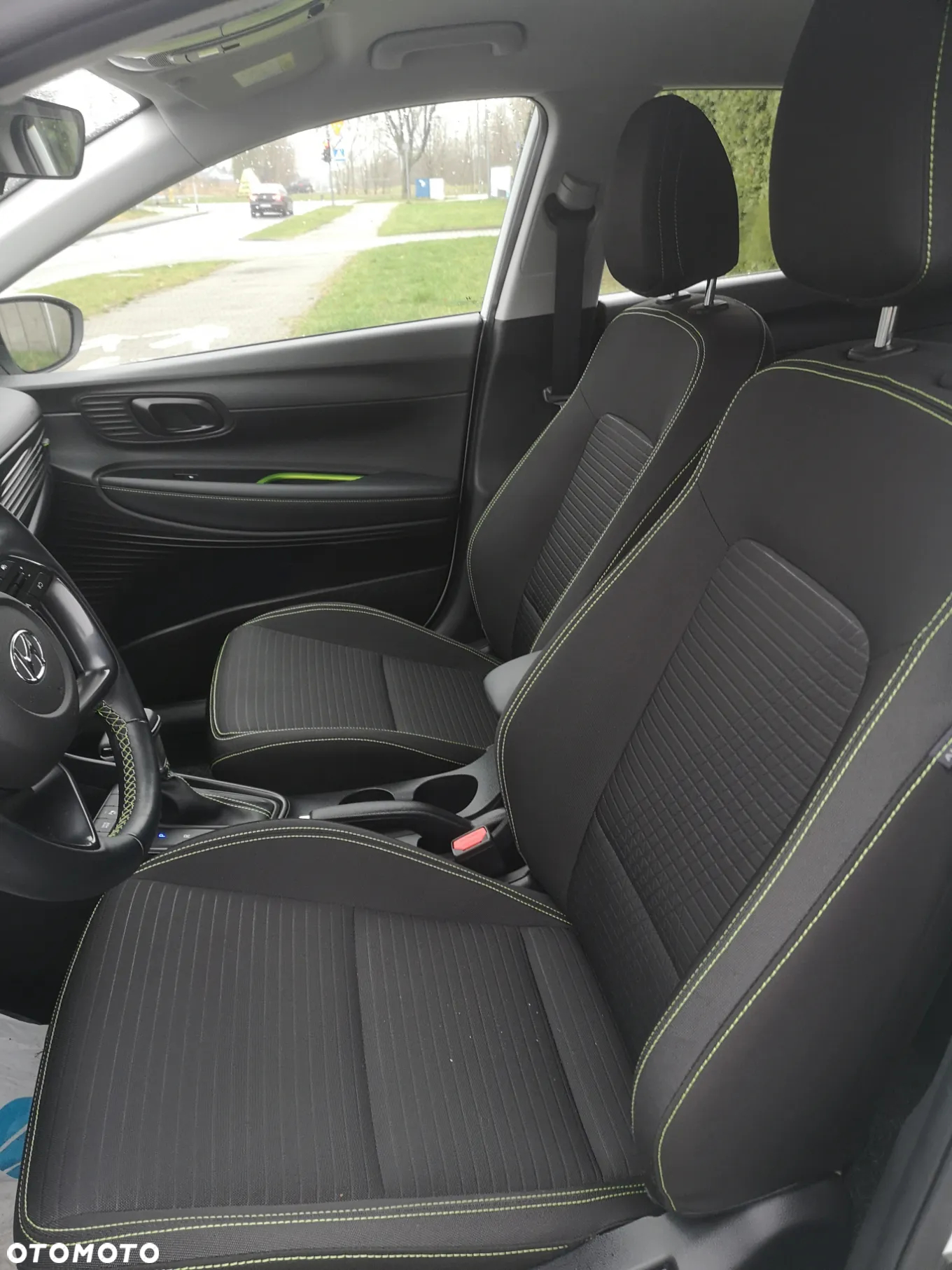 Hyundai i20 1.0 T-GDI 48V-Hybrid DCT Connect & Go - 12
