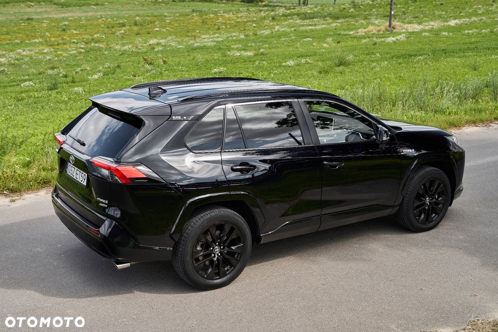Toyota RAV4 2.5 Hybrid Black Edition by JBL 4x4 - 13