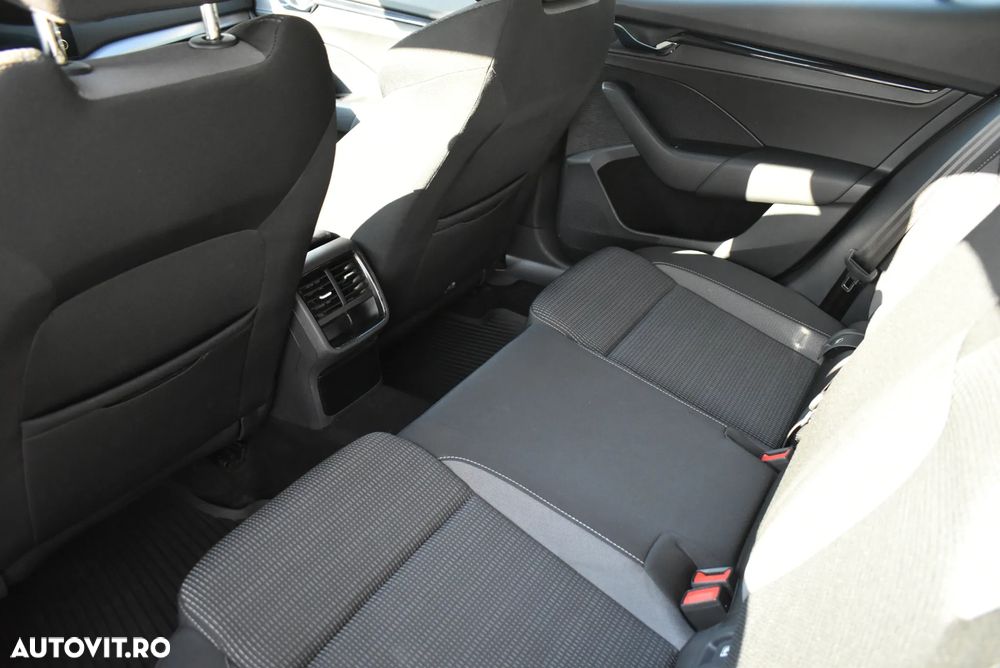 Skoda Octavia 1.5 TSI DSG Mild Hybrid Ambition - 19