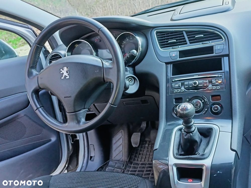 Peugeot 5008 1.6 HDi Premium - 10