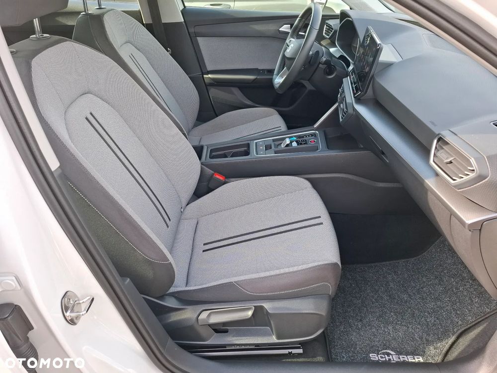 Seat Leon Sportstourer 2.0 TDI DSG Style - 12