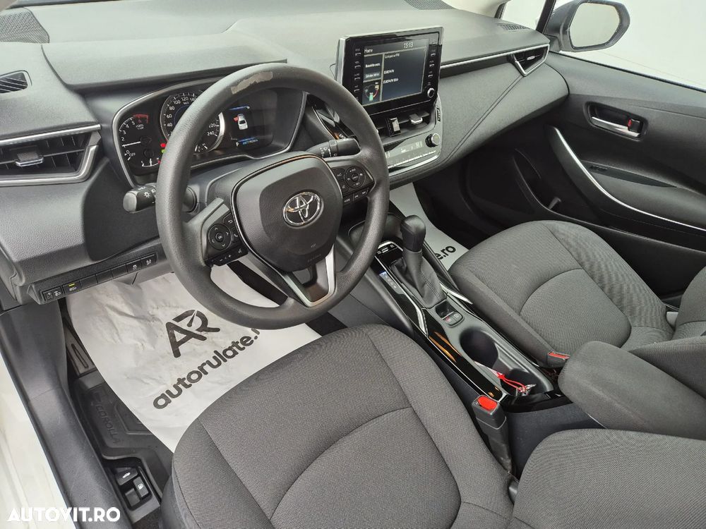 Toyota Corolla 1.8 HSD Active - 9
