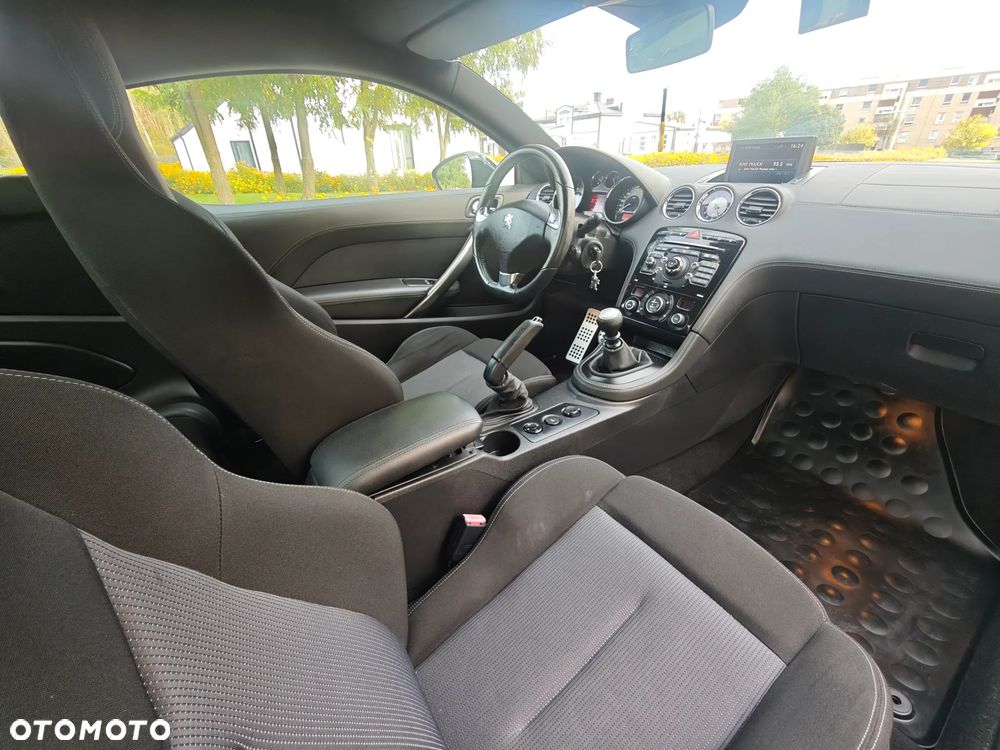 Peugeot RCZ 1.6 THP - 25