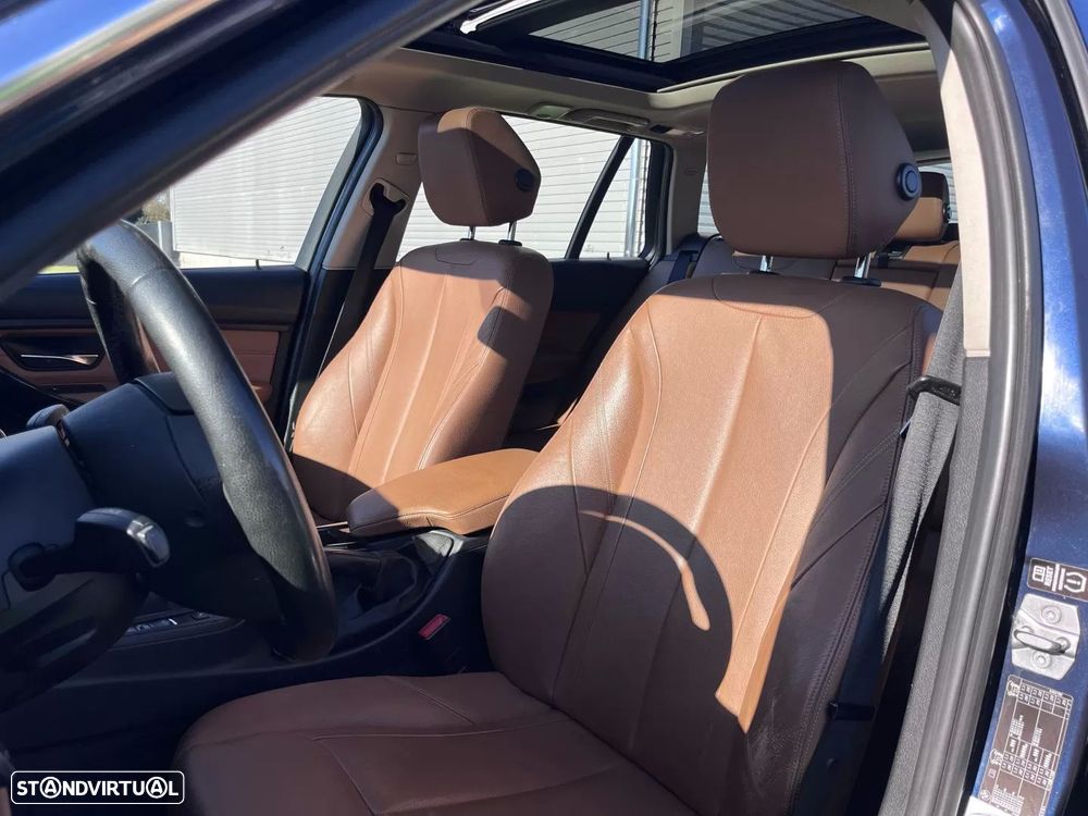 BMW 318 d Touring Luxury Line - 23