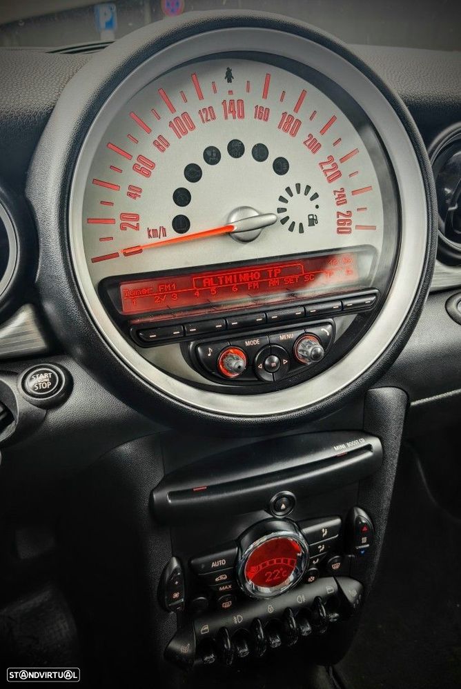 MINI 3 Portas Cooper D - 10