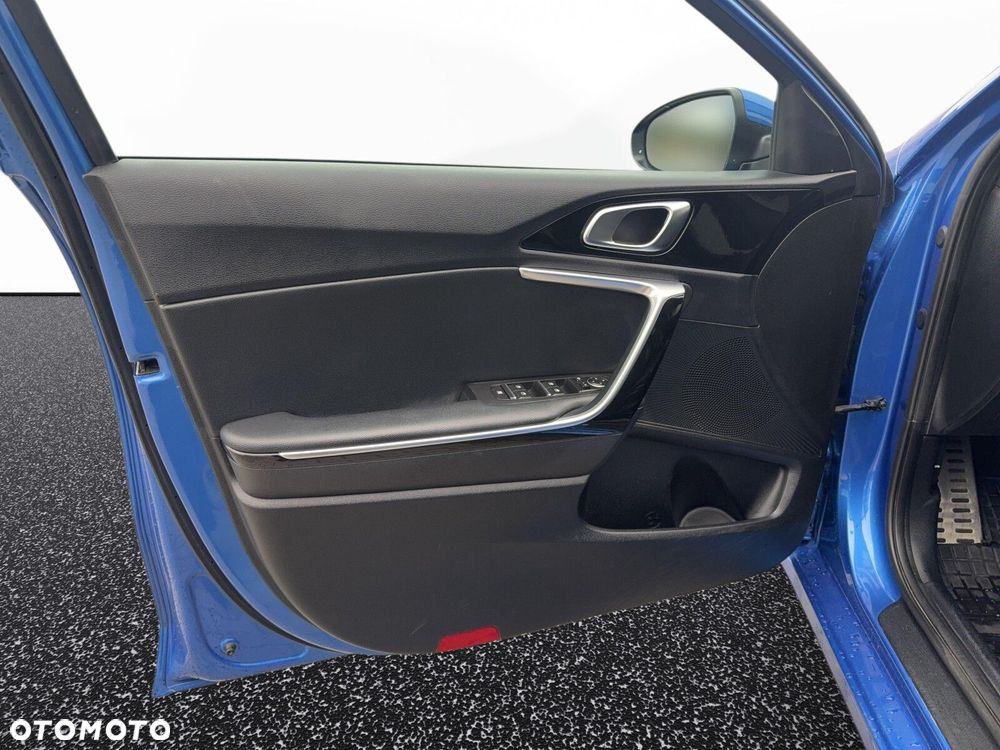 Kia Ceed - 26