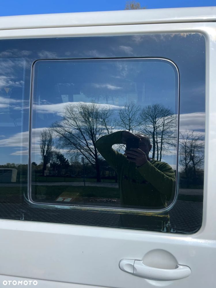 Volkswagen Caravelle L2 - 35