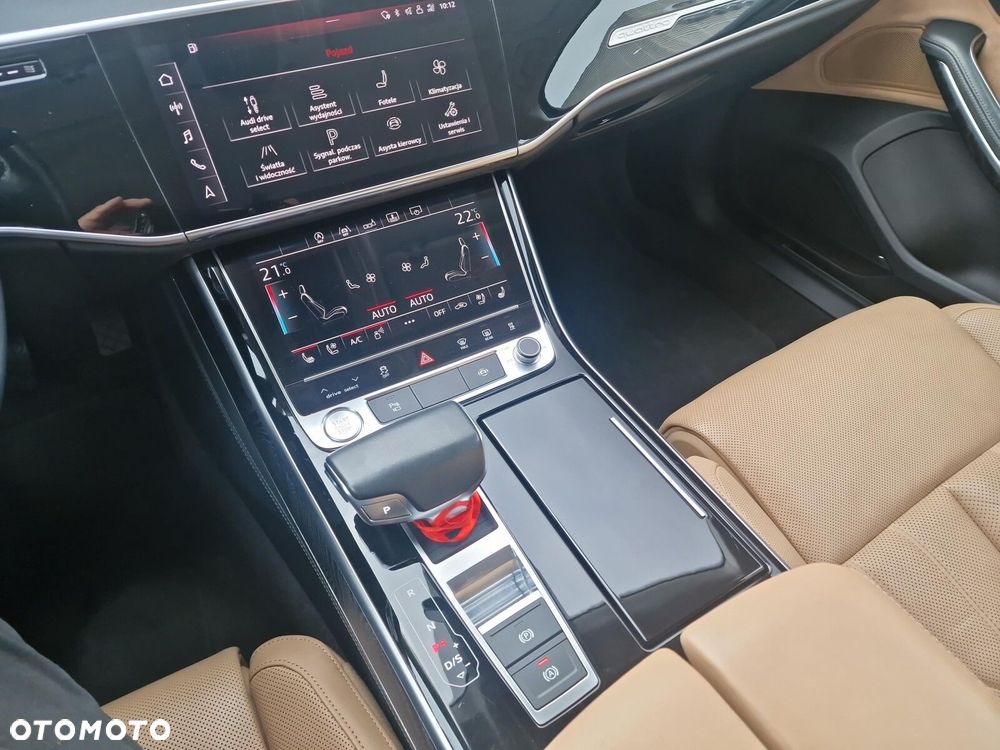 Audi A8 - 16