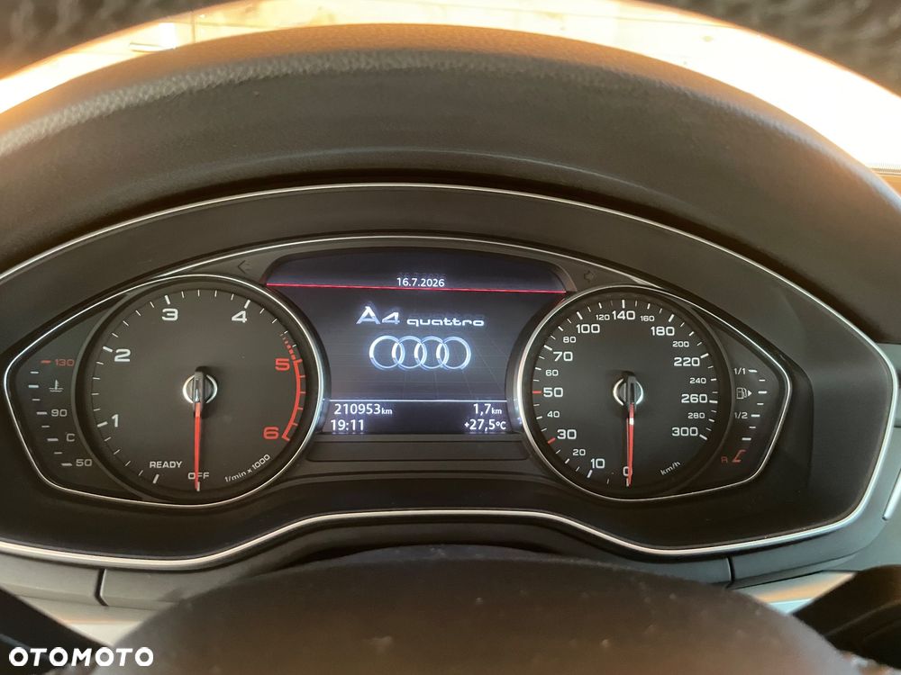 Audi A4 Avant 2.0 TDI S tronic quattro sport - 32