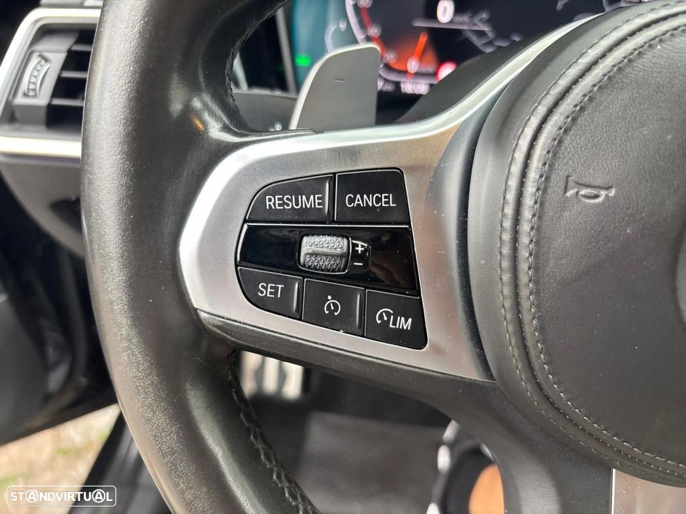 BMW 320 d Pack M Auto - 22