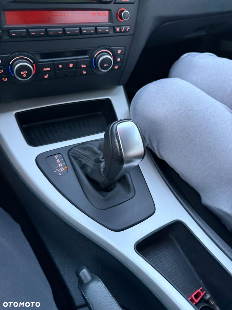 BMW Seria 3 318i Edition Exclusive - 5