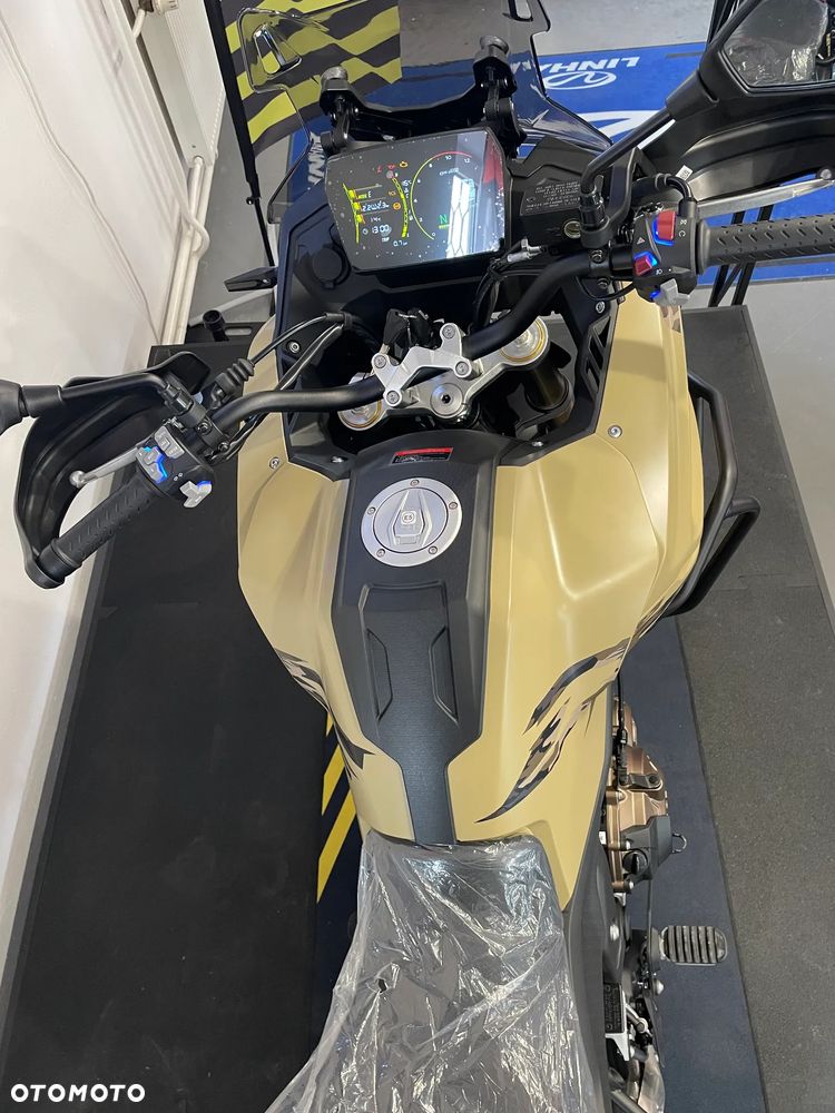 VOGE 625DSX - 11