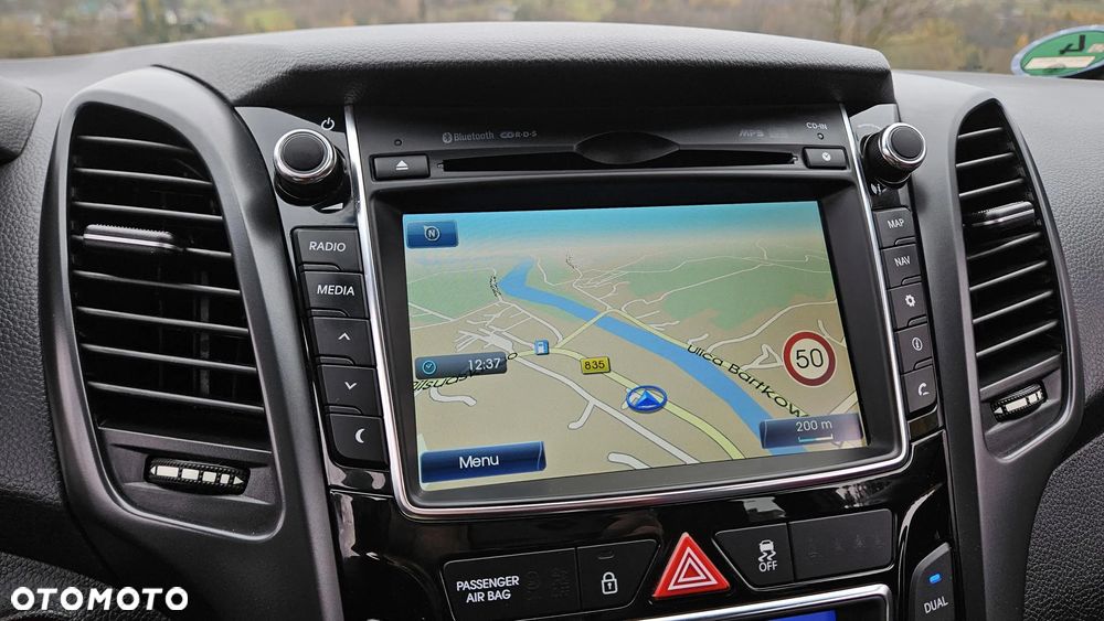 Hyundai i30 1.6 T GDI Turbo - 32