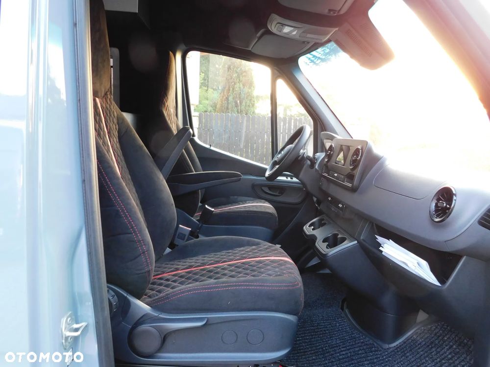 Mercedes-Benz Sprinter Campervan Kamper Automat 5 os Klima  FV23% - 11