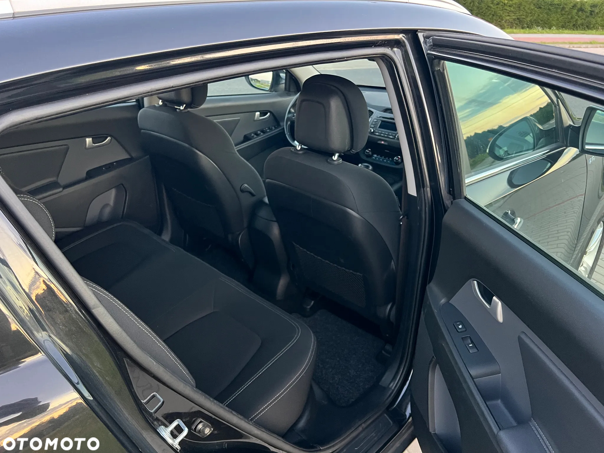 Kia Sportage 2.0 CRDI XL - 11