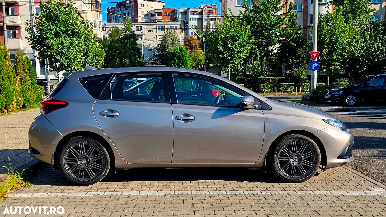 Toyota Auris 1.3 Dual VVT-i Luna - 21