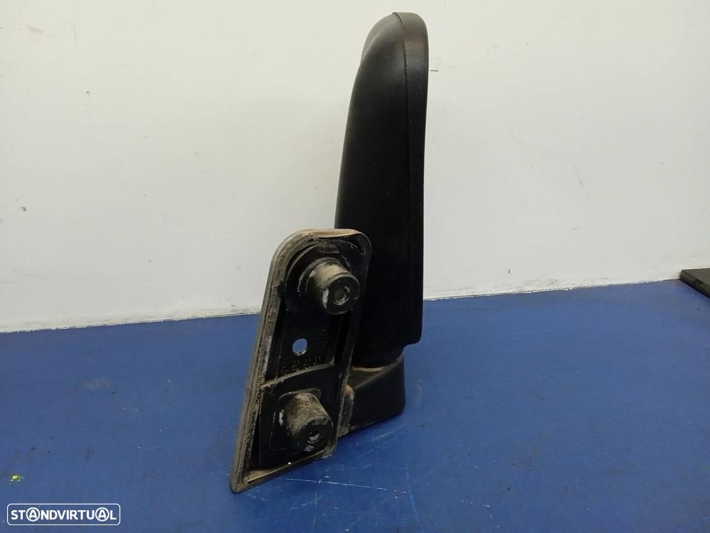 ESPELHO RETROVISOR DIREITO HYUNDAI H-1 / STAREX LIMUSINA 2001 -97989900 - 4