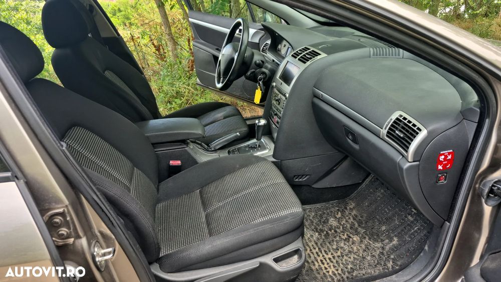 Peugeot 407 HDi 135 Automatik Esplanade - 31