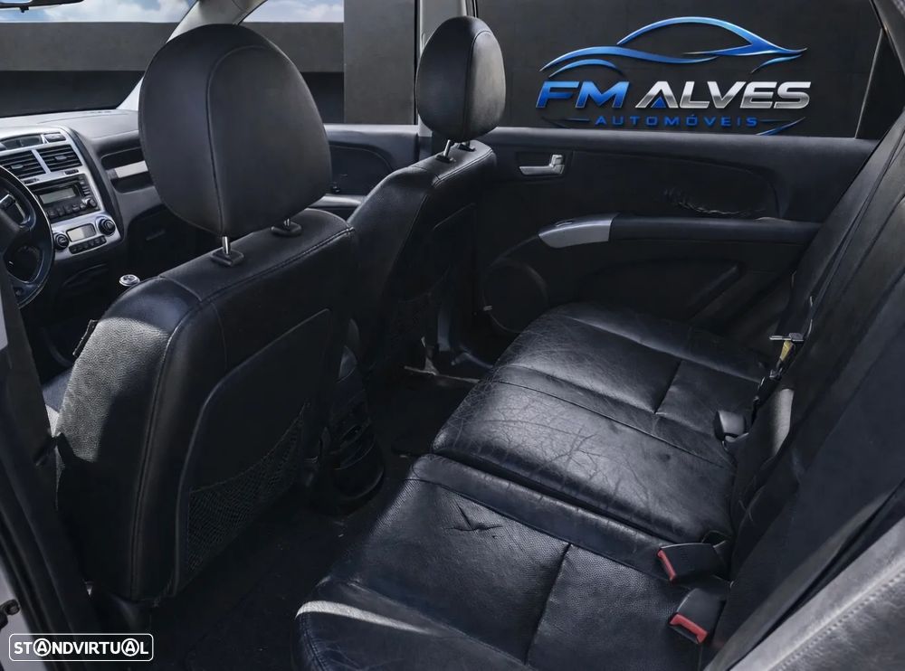 Kia Sportage 2.0 CRDI EX - 9