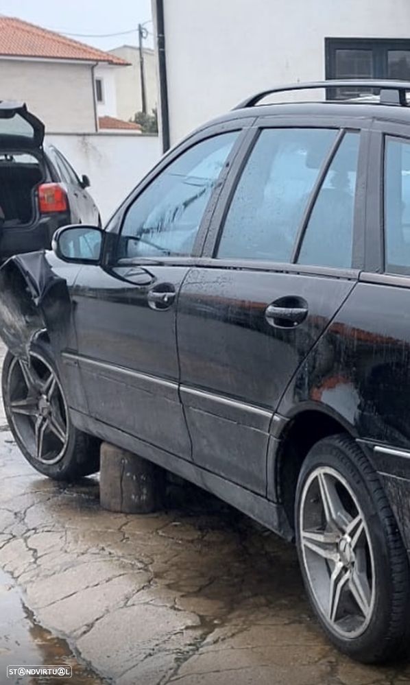 Mercedes-Benz C 220 - 14