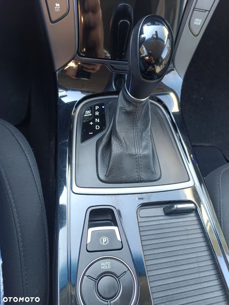 Hyundai i40 1.7 CRDi Business DCT - 17