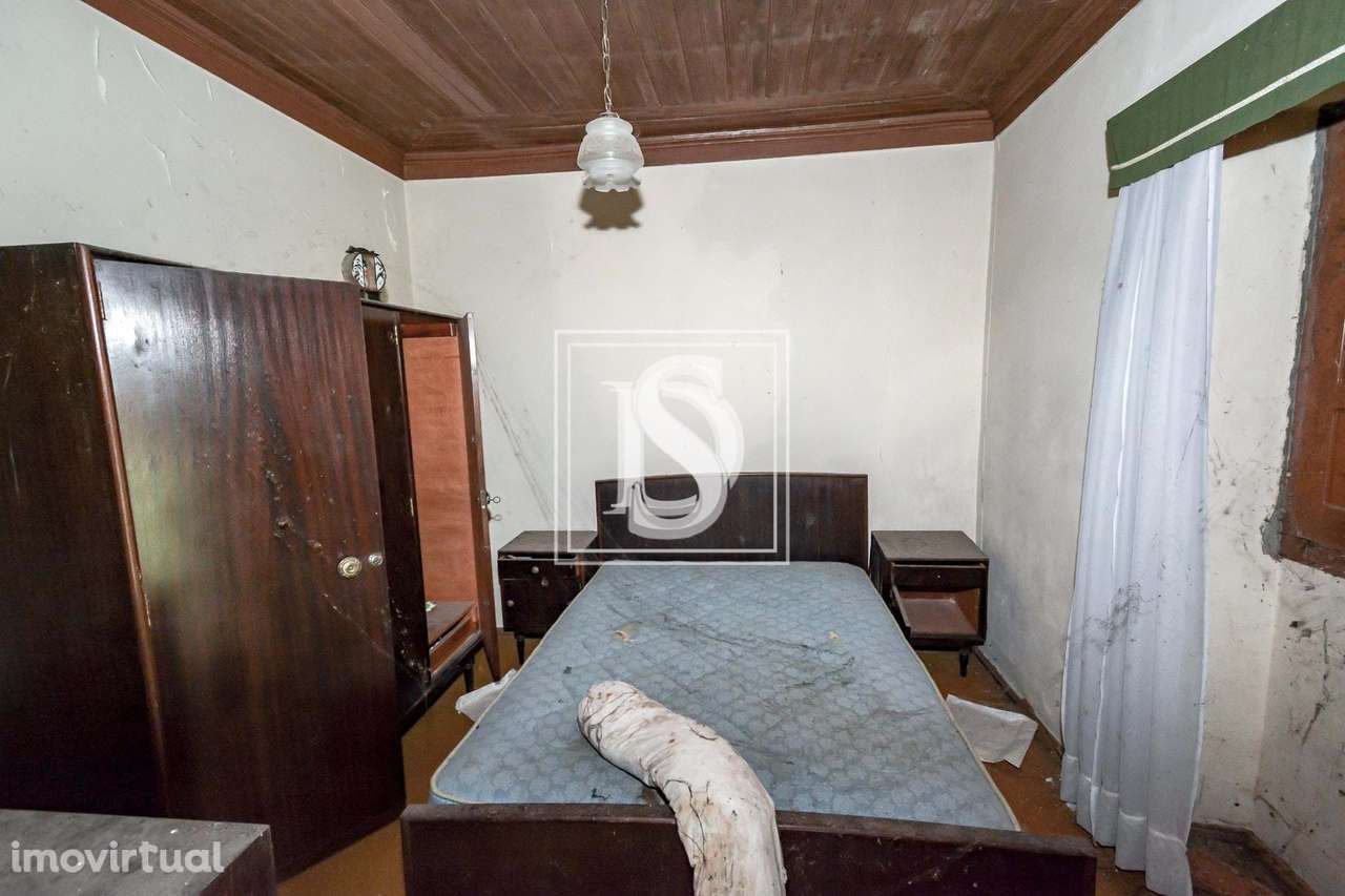 Moradia para Restaurar T4 em UDF de Casais e Alviobeira - Grande imagem: 5/10