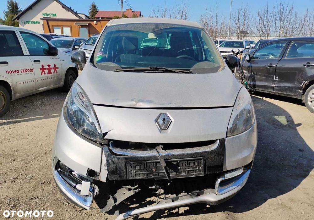 Renault Scenic - 20